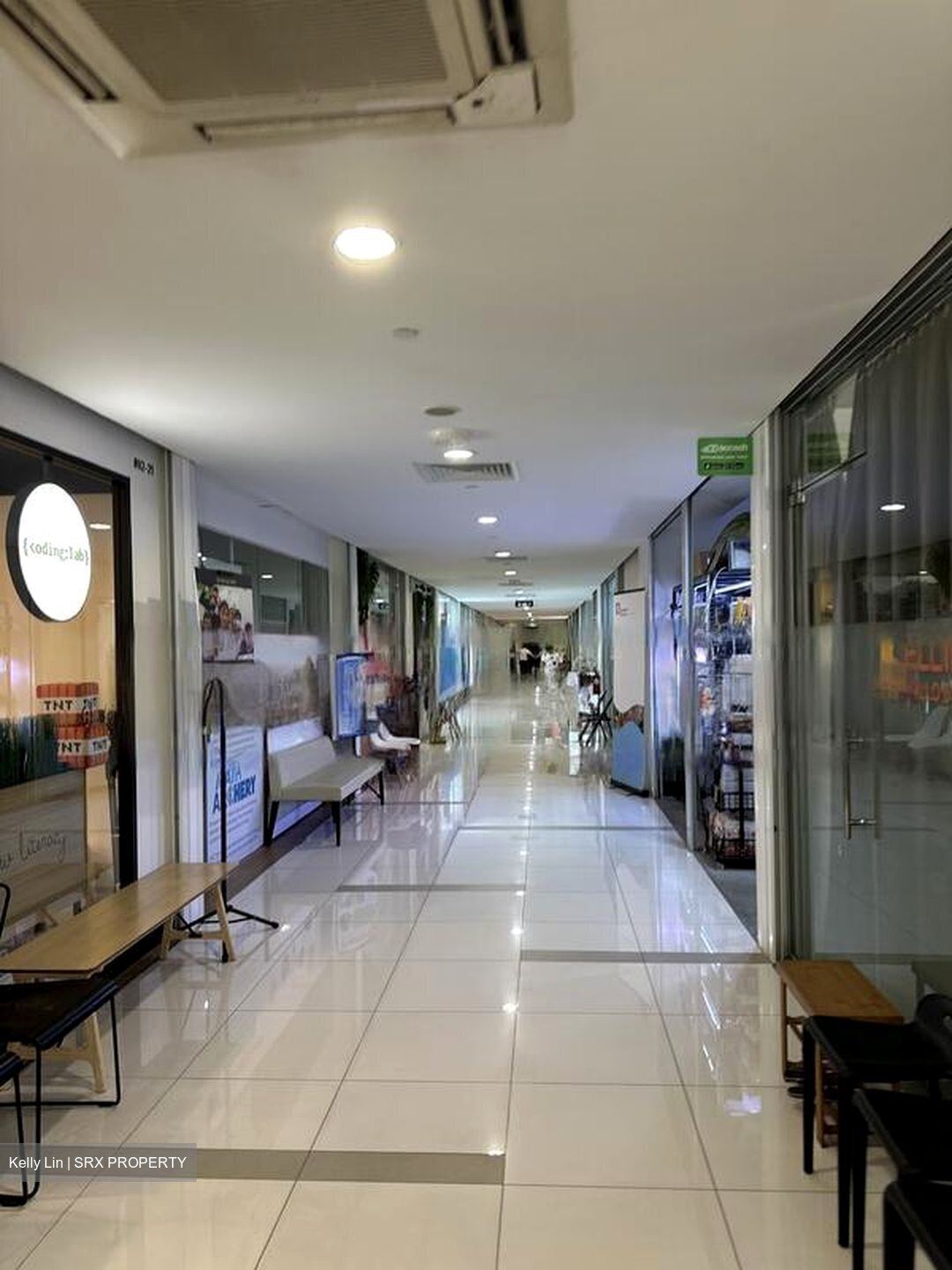 The Sterling (D21), Retail #459969611